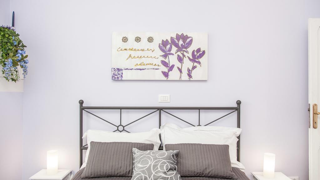 Rental In Rome Sistina View Room photo